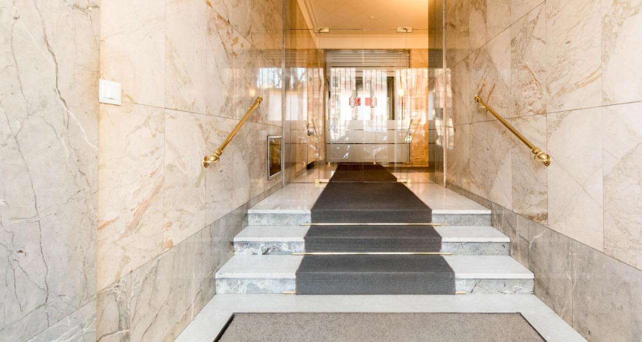 Joivy Lovely Family Apt For 7 Near San Lorenzo Columns Milan Exterior photo